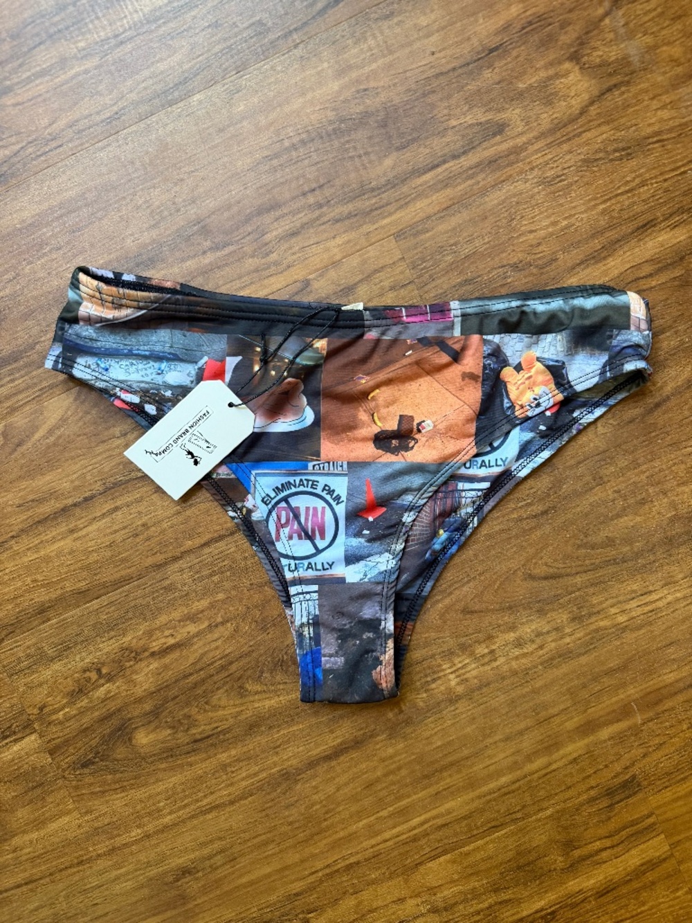 Fashion Brand Company - FU Linda New York City Bikini Briefs - XL - NWT